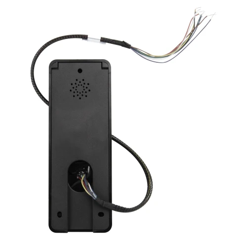 Zdjęcie przedstawia tylną stronę czarnego czytnika kart zbliżeniowych z widocznymi kolorowymi przewodami. Urządzenie ma prostokątny kształt i otwory montażowe w rogach.