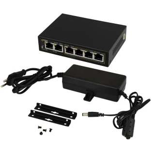 6-ports switch S64 för 4 IP-kameror