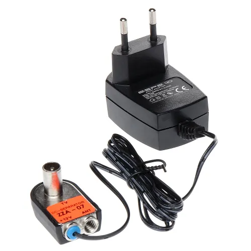 Na zdjęciu znajduje się czarny zasilacz sieciowy z wtyczką europejską oraz separator antenowy z czerwonym oznaczeniem. Separator jest połączony z zasilaczem za pomocą czarnego kabla.